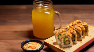 10 makis + vaso de maracuyá a S/23.50 10 makis + vaso de maracuyá a S/23.50