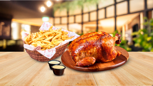 1 pollo con papas y cremas en La Pollerona 1 pollo con papas y cremas en La Pollerona